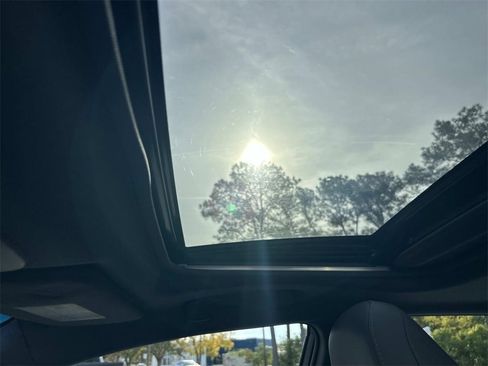 Certified 2019 Toyota Avalon XLE image 16