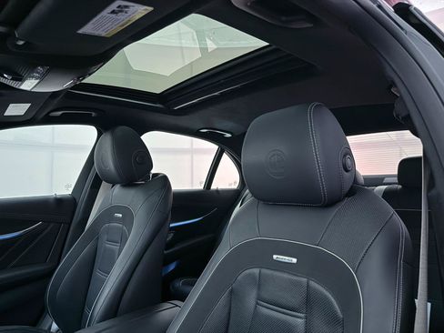 Used 2018 Mercedes-Benz E 63 AMG S image 22