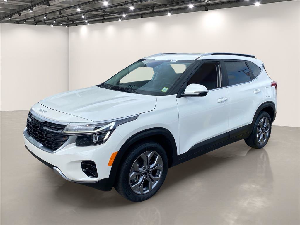 Certified 2024 Kia Seltos S AWD/4WD image 4