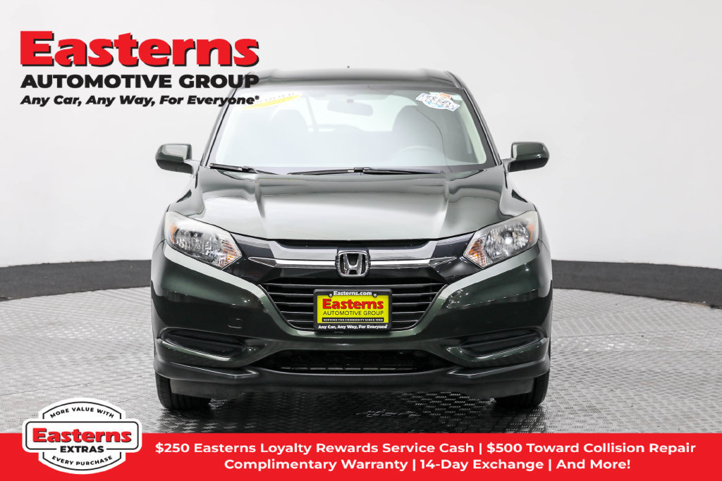 Used 2018 Honda HR-V LX image 3