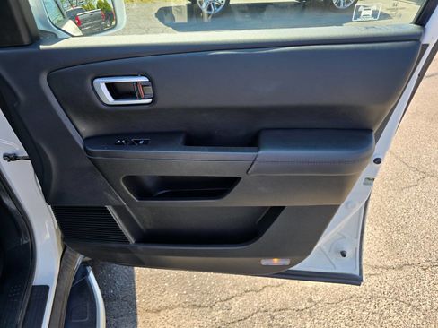 Used 2011 Honda Pilot Touring image 38
