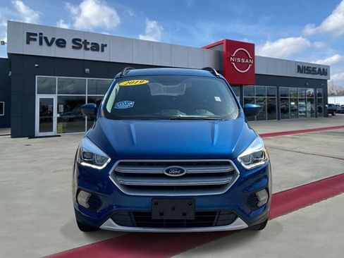 Used 2019 Ford Escape SEL FWD image 2