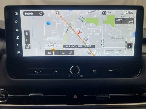 Used 2025 Mitsubishi Outlander SE image 32