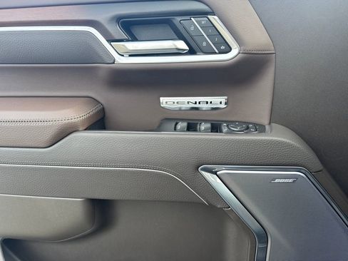 New 2026 GMC Sierra 1500 Denali w/ Denali Reserve Package image 19