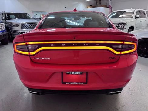 Used 2016 Dodge Charger R/T image 4