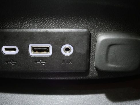 Used 2022 Chevrolet Malibu LT image 22