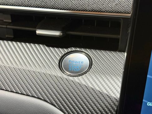 Used 2025 Ford Mustang Mach-E Premium AWD/4WD image 18