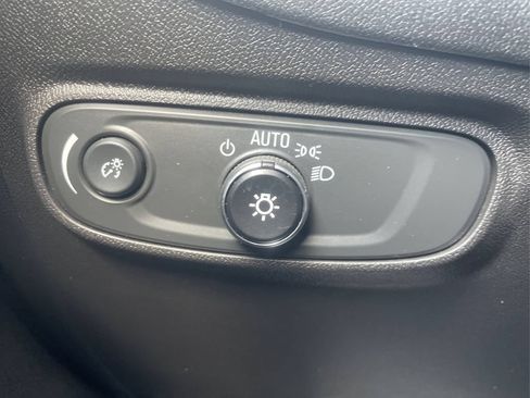 Used 2024 Chevrolet Equinox LT w/ LPO, Floor Liner Package AWD/4WD image 15