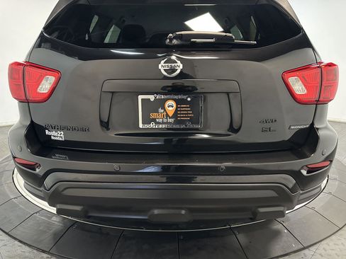 Used 2018 Nissan Pathfinder SL w/ Midnight Edition Package image 12