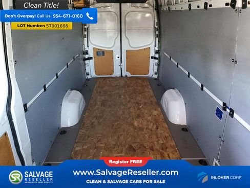 Used 2016 Mercedes-Benz Sprinter 2500 image 13