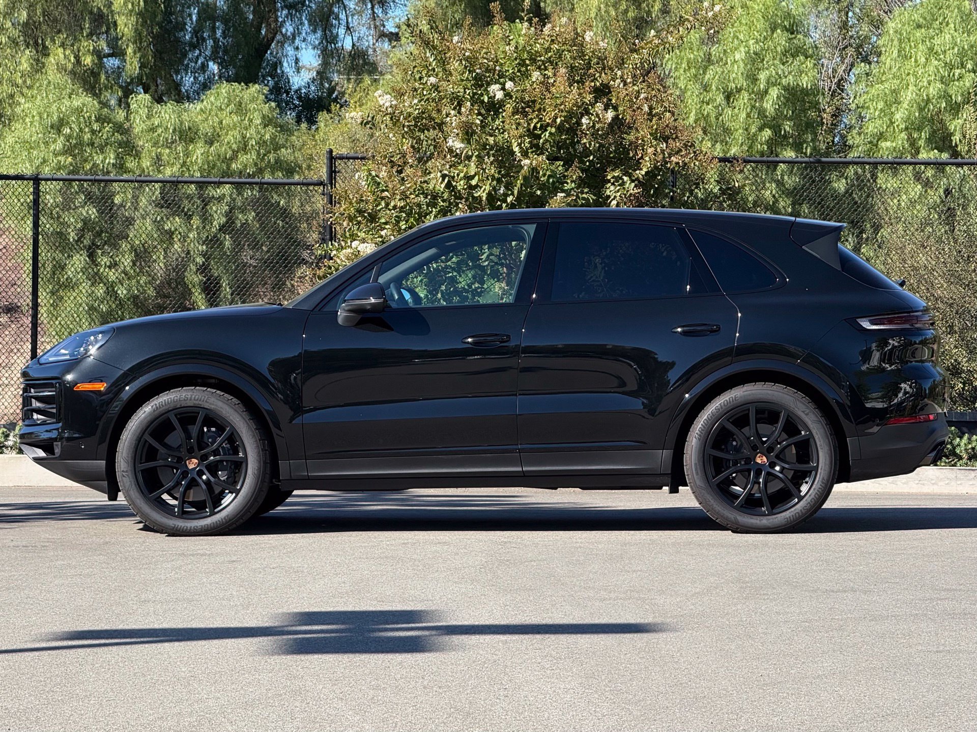 Used 2026 Porsche Cayenne AWD/4WD image 2