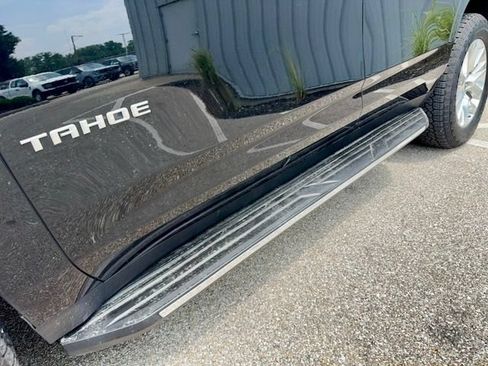 Used 2022 Chevrolet Tahoe Premier AWD/4WD image 28