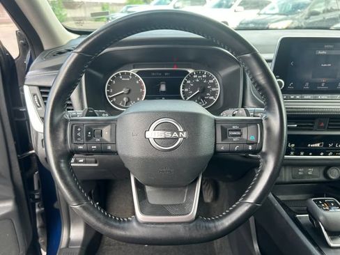 Used 2025 Nissan Rogue SV AWD/4WD image 22
