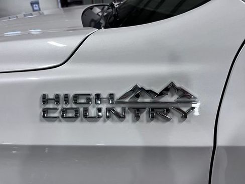 Used 2021 Chevrolet Tahoe High Country RWD image 36