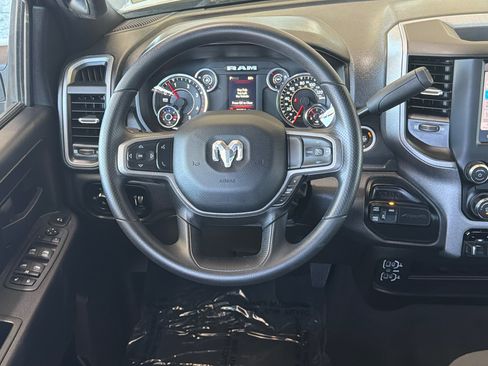 Used 2024 RAM 3500 Tradesman w/ Chrome Appearance Group AWD/4WD image 13