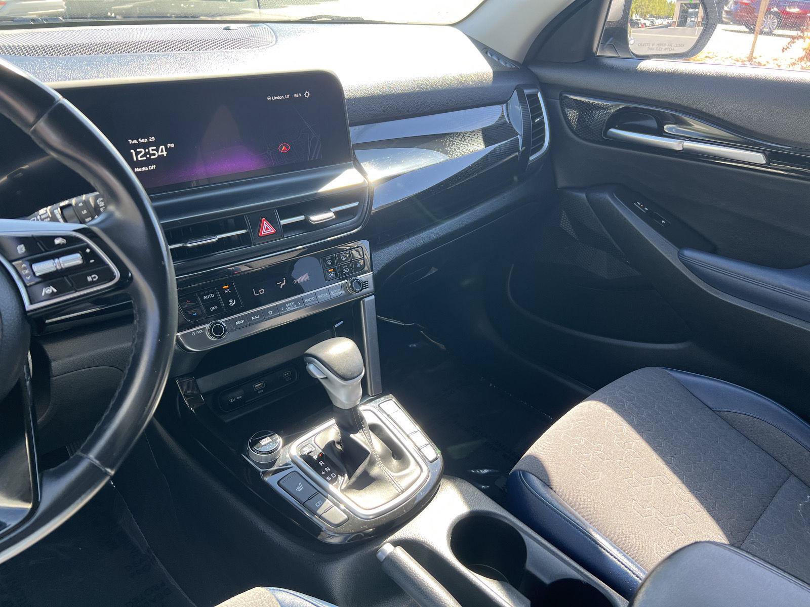 Used 2024 Kia Seltos S AWD/4WD image 7