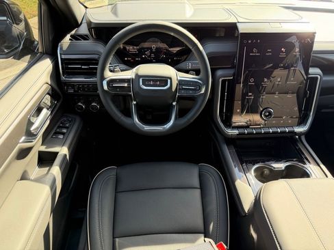 New 2026 GMC Yukon Elevation w/ LPO, Floor Liner Package image 18