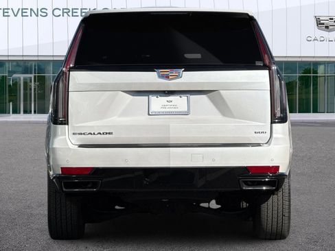 Certified 2024 Cadillac Escalade Sport image 4