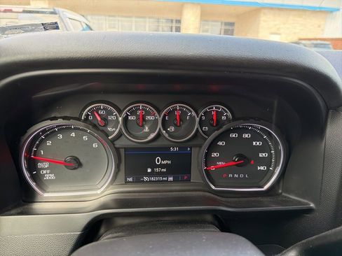 Used 2021 Chevrolet Silverado 1500 LT Trail Boss w/ Convenience Package II image 5