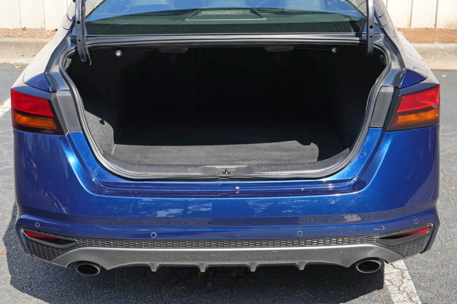 Used 2020 Nissan Altima 2.5 SR FWD image 9