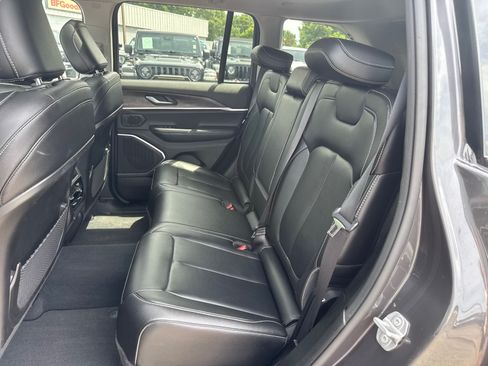 Used 2022 Jeep Grand Cherokee Limited 4xe AWD/4WD image 6