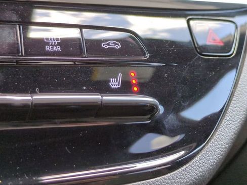 Used 2025 Buick Envista Avenir FWD image 27