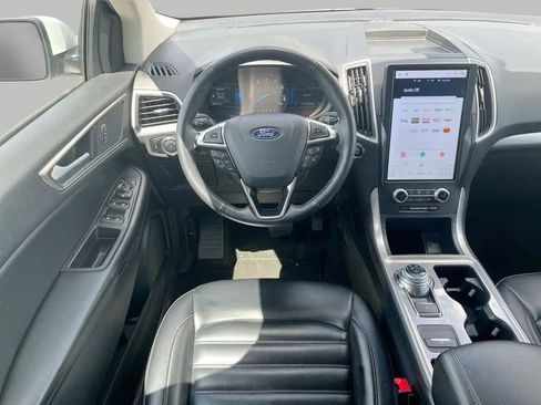 Used 2024 Ford Edge SEL AWD/4WD image 11
