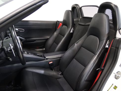 Used 2014 Porsche Boxster S RWD image 39