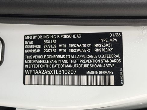 New 2026 Porsche Macan image 26