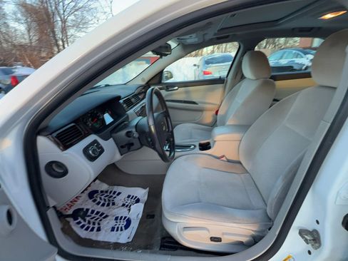 Used 2012 Chevrolet Impala LT w/ LT Sunroof Package image 12