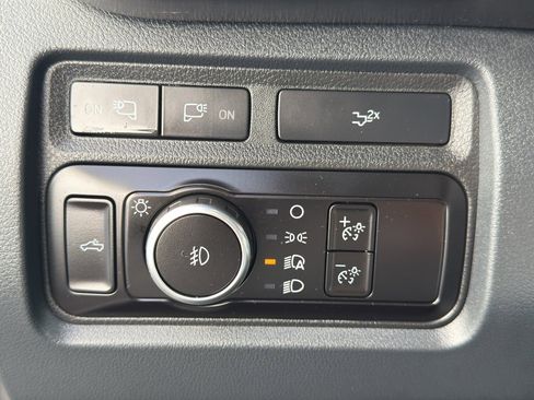 Used 2023 Ford F250 Lariat w/ Sport Appearance Package image 13