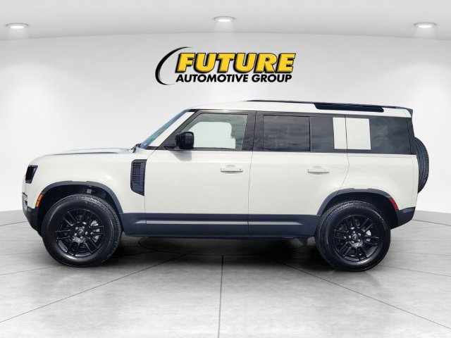 Used 2025 Land Rover Defender 110 S AWD/4WD image 6