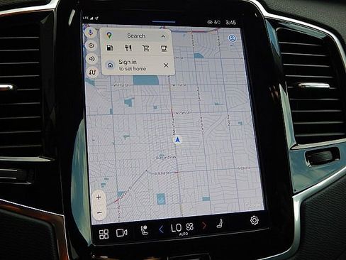 Certified 2024 Volvo XC90 B6 Plus w/ Protection Package Premier image 27