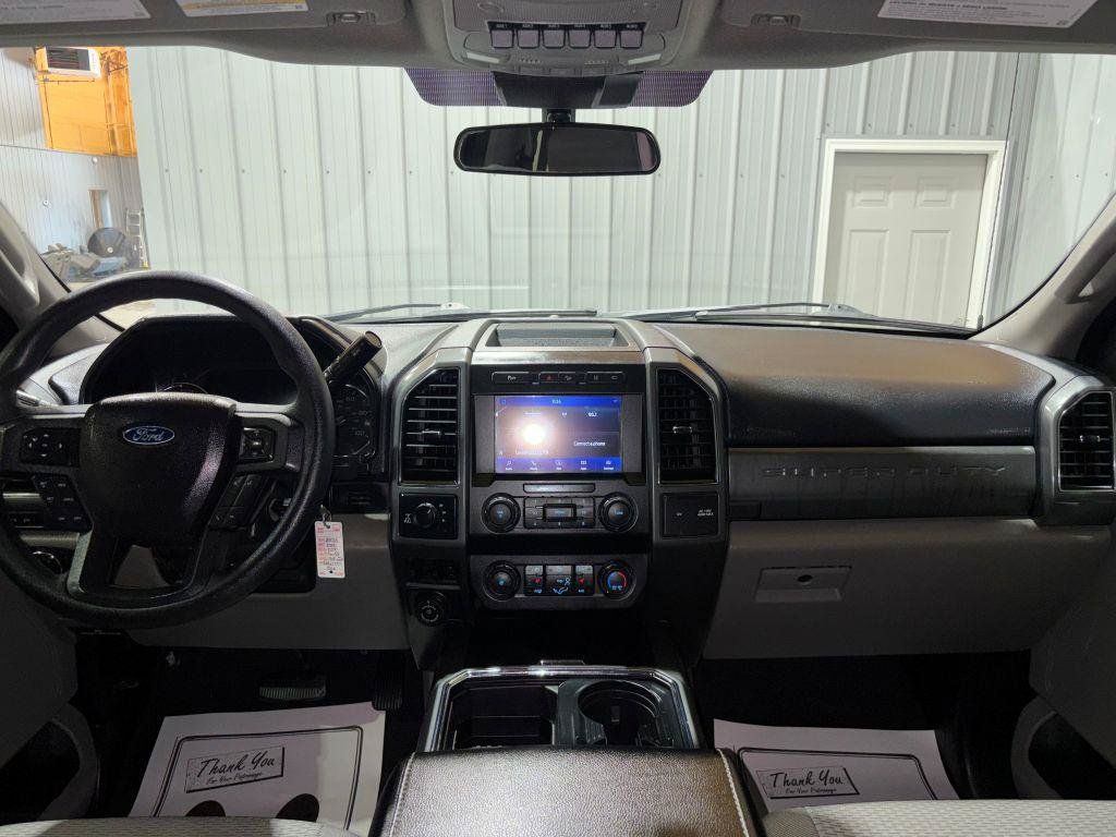 Used 2020 Ford F250 XLT w/ XLT Premium Package AWD/4WD image 17