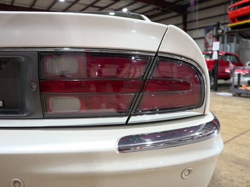 Used 2003 Buick Park Avenue Ultra FWD image 40