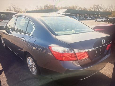 Used 2015 Honda Accord EX image 2