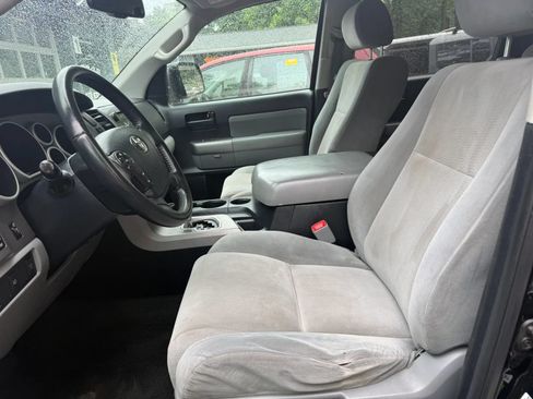 Used 2012 Toyota Sequoia SR5 AWD/4WD image 7