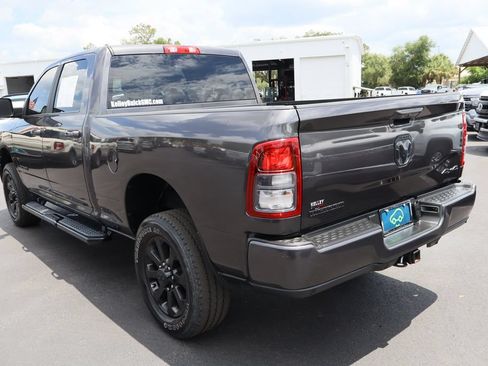 Used 2022 RAM 2500 Big Horn w/ Night Edition AWD/4WD image 7