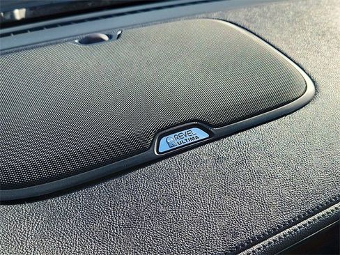 Used 2023 Lincoln Navigator Reserve image 28