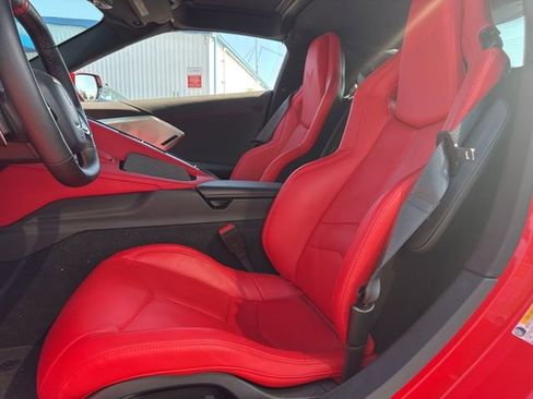 Used 2022 Chevrolet Corvette Stingray Preferred Cpe w/ 2LT RWD image 9