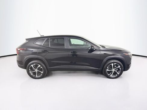Used 2025 Chevrolet Trax RS w/ Driver Confidence Package FWD image 10