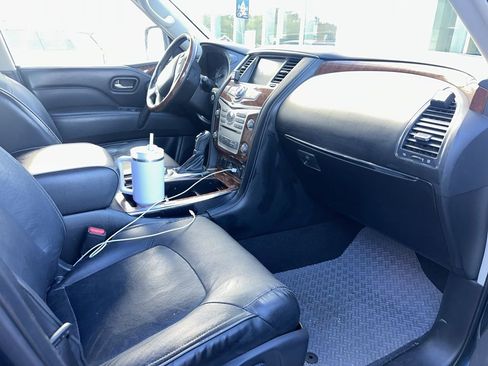 Used 2019 INFINITI QX80 Luxe image 16