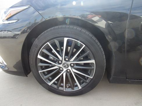 Used 2024 Lexus ES 300h w/ Premium Package image 5