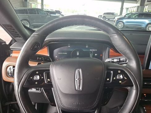 Certified 2024 Lincoln Aviator Reserve w/ Jet Package AWD/4WD image 19
