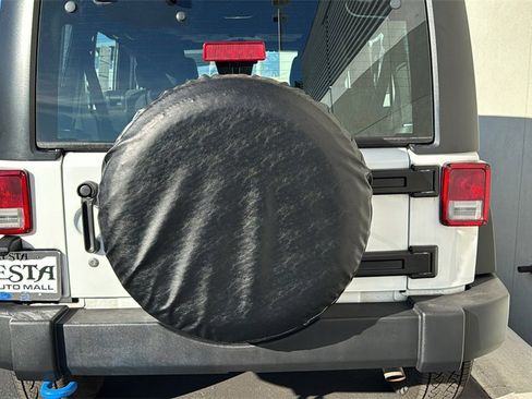 Used 2017 Jeep Wrangler Unlimited Sport w/ Connectivity Group image 8