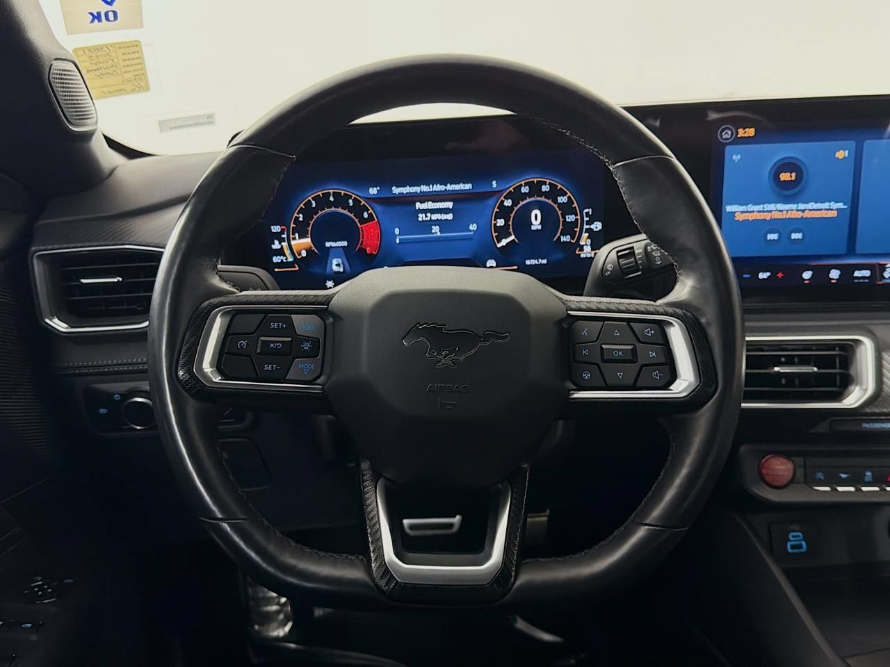 Used 2025 Ford Mustang Premium RWD image 38