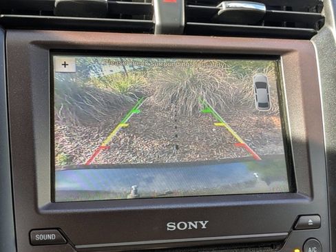 Used 2018 Ford Fusion Titanium image 9