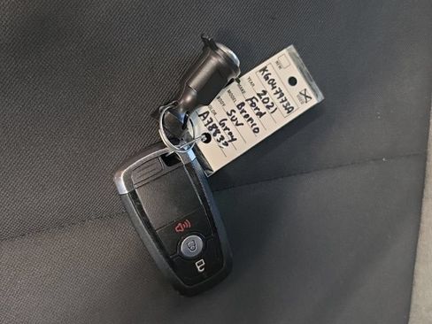 Used 2021 Ford Bronco 4-Door AWD/4WD image 38