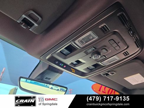 Used 2021 GMC Yukon Denali w/ Denali Premium Package AWD/4WD image 21