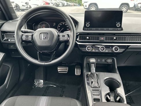 Certified 2025 Honda Civic Sport image 2